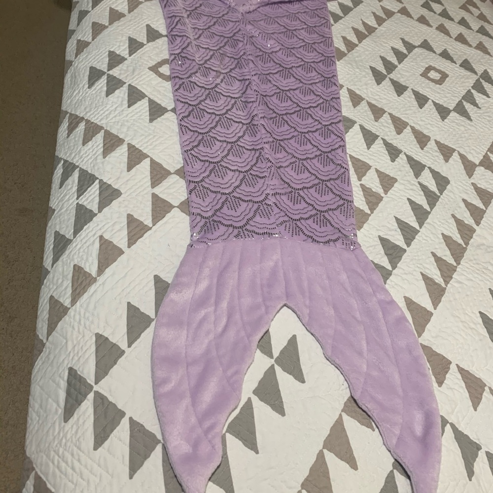 Mermaid Tail Blanket 💜🧜🏼‍♀️